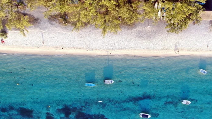 Plage de Flic en Flac vue d'en haut